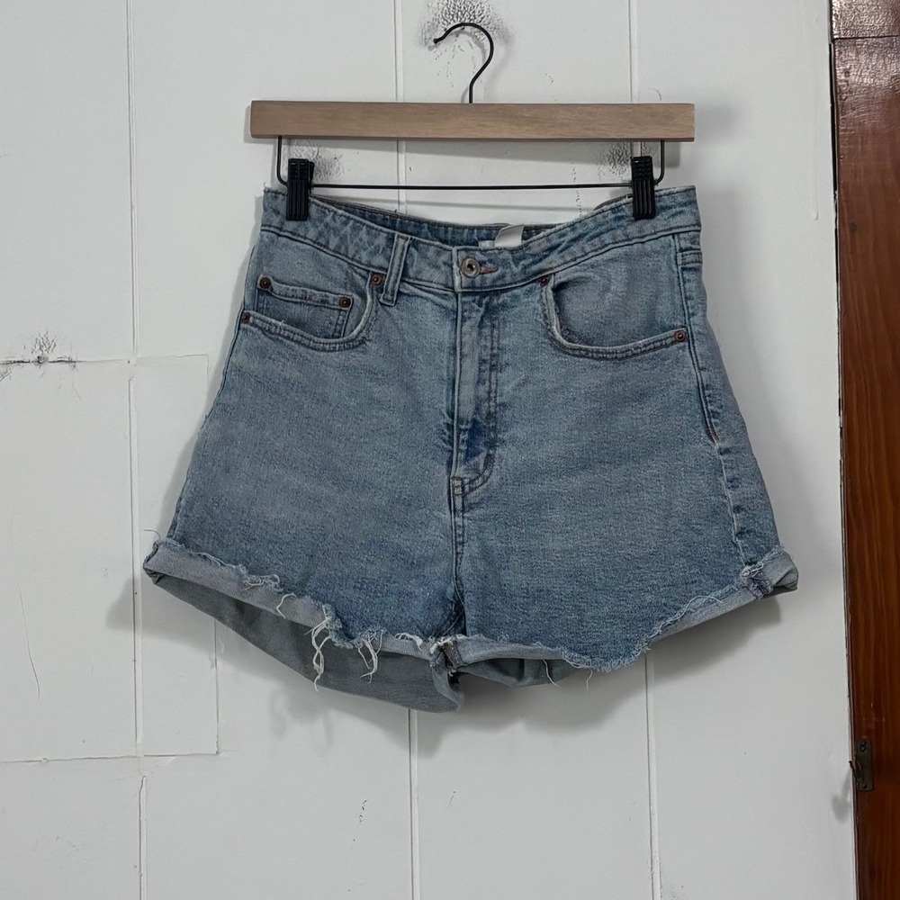 HM Womens High Waisted Denim Shorts Medium Wash Blue Raw Hem Size 8